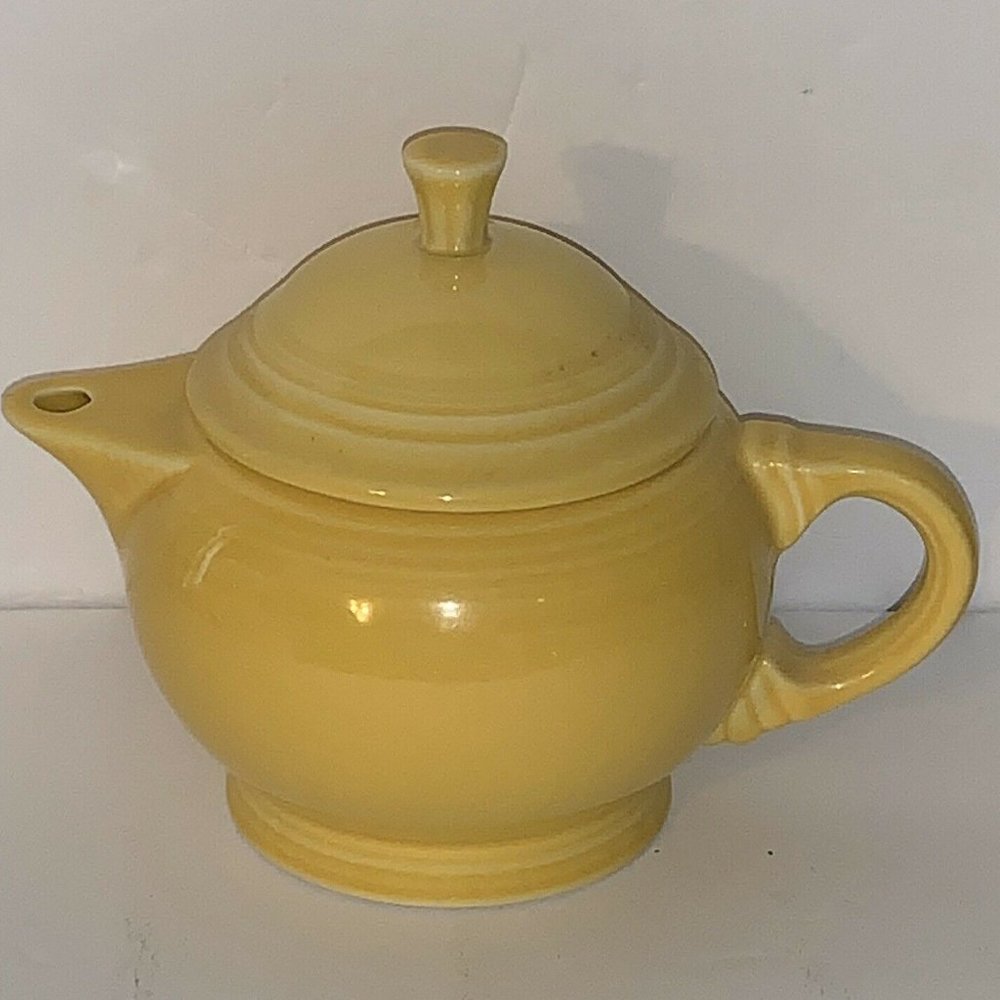 Fiestaware, 2 Cup Tea Pot, Fiesta, Sunflower yello